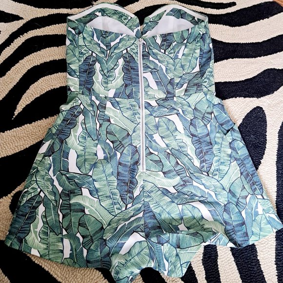 H&M Conscious Shorts Romper, Tropical Print, size 6 - Picture 6 of 6